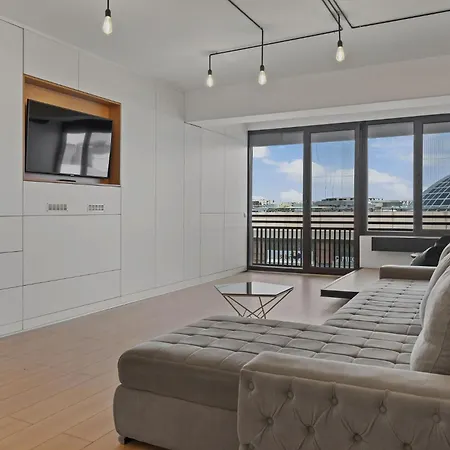 Апартаменти Rh - Opposite Mall, Metro, Balcony - Rh Living *