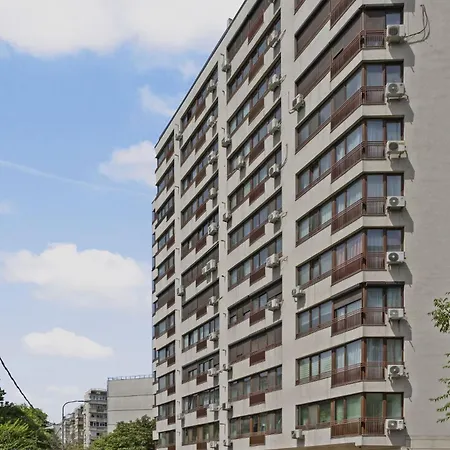 Daire Rh - Opposite Mall, Metro, Balcony - Rh Living *