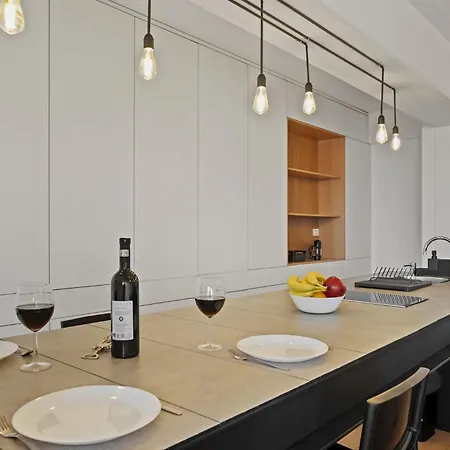 Rh - Opposite Mall, Metro, Balcony - Rh Living Bükreş