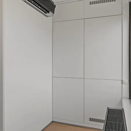 Apartment Rh - Opposite Mall, Metro, Balcony - Rh Living *