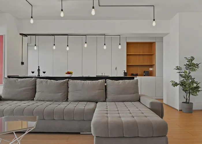 Rh - Opposite Mall, Metro, Balcony - Rh Living Lejlighed Bukarest